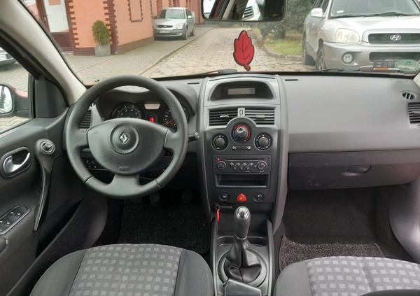 Renault Megane cena 9900 przebieg: 246000, rok produkcji 2007 z Chodzież małe 379